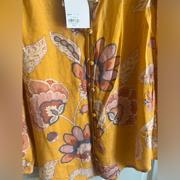 NWT Lauren Conrad Button Front Ruffle Blouse….XL…Orange color floral print - Picture 7 of 9